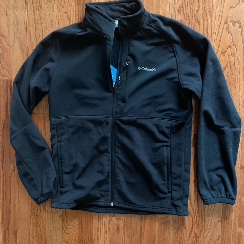 NWT Columbia Sage Peak Full Zip Fleece Jacket. Black. Size Small